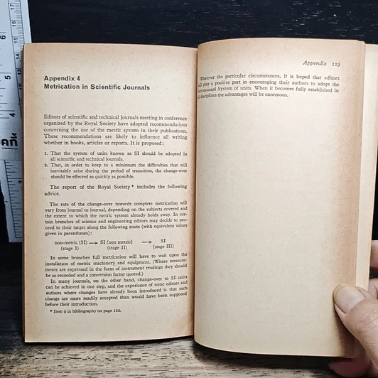 หนังสือ Metrication รูปที่ 8