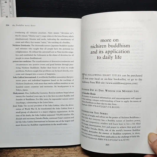 หนังสือ The Buddha Next Door รูปที่ 9