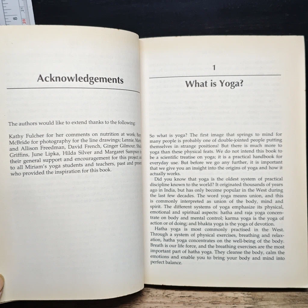 หนังสือ Yoga at Work: 10-minute Yoga Workouts for Busy People รูปที่ 9