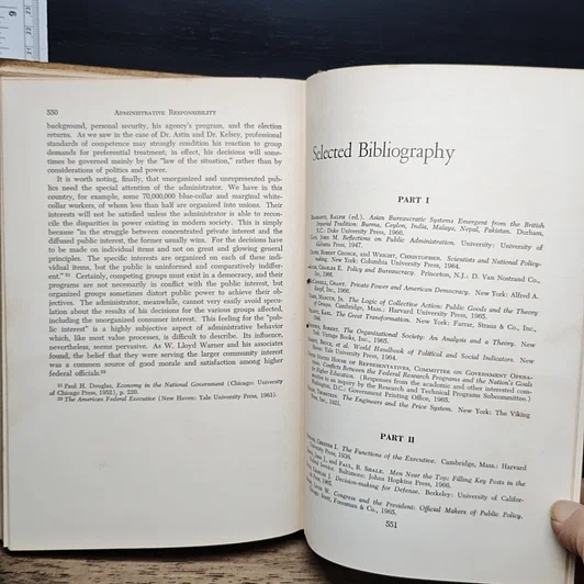 หนังสือ Public Administration รูปที่ 11