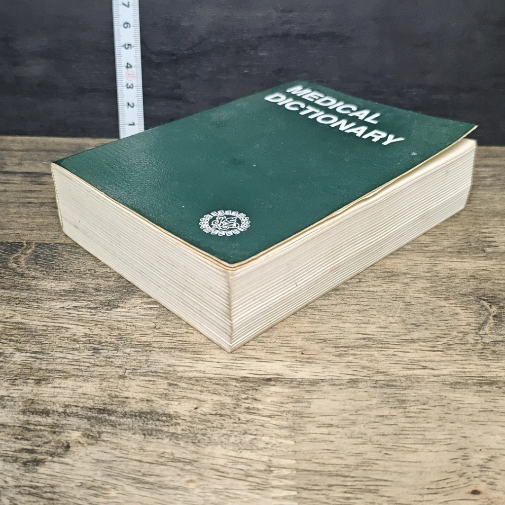 หนังสือ Medical Dictionary รูปที่ 3