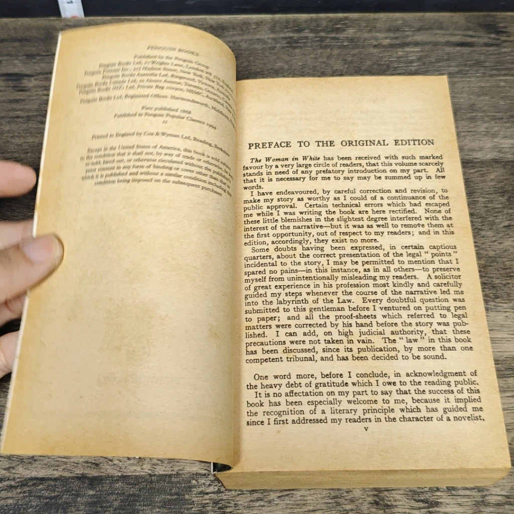 หนังสือ The Woman In White รูปที่ 6